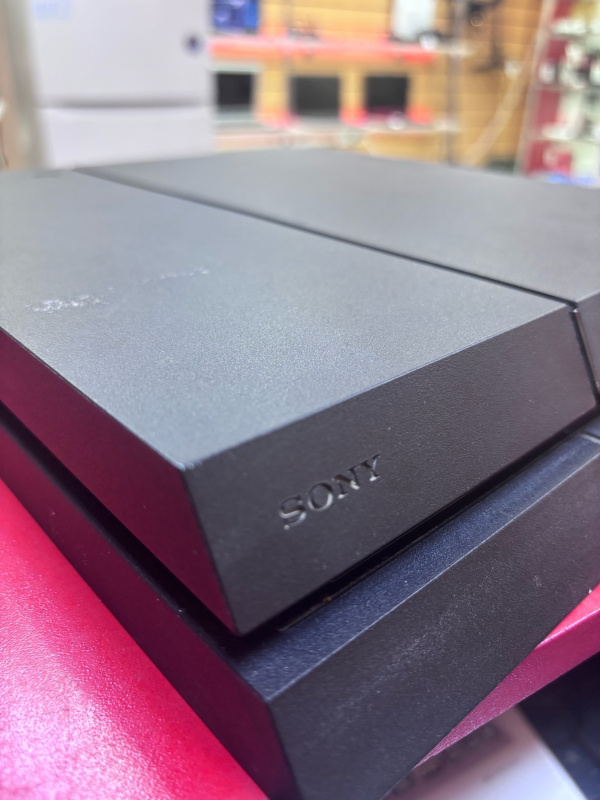 Игровая приставка Sony ps 4 fat