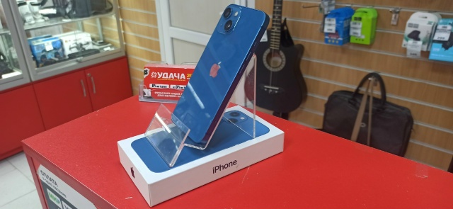 Мобильный телефон Apple iPhone 13