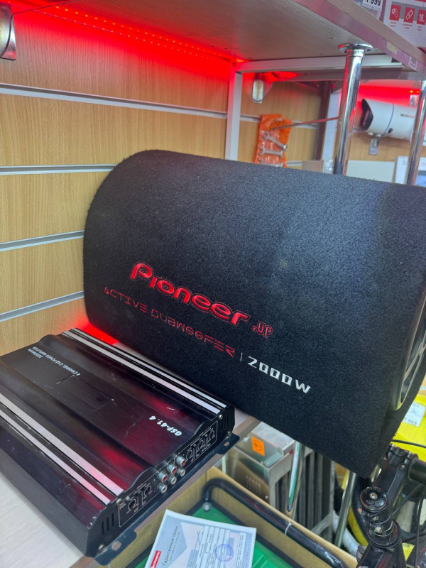 Авто сабвуфер Pioneer 2000 W