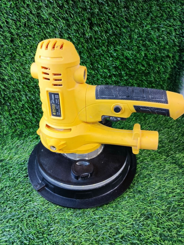 Шлифмашинка Stanley SL209